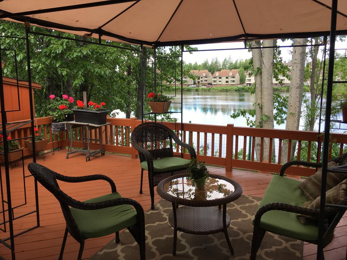 אנקורג' Reflection Lake Bed And Breakfast מראה חיצוני תמונה