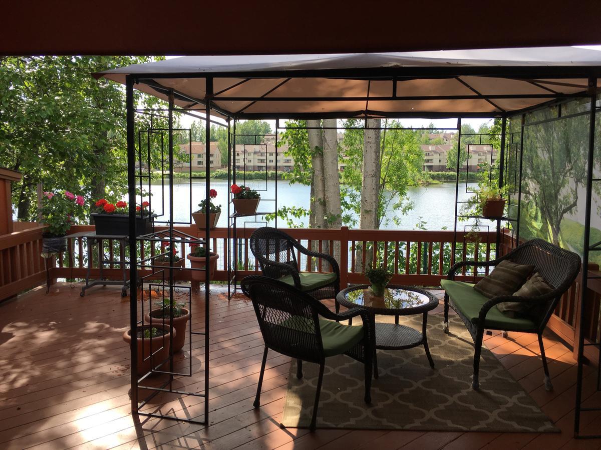אנקורג' Reflection Lake Bed And Breakfast מראה חיצוני תמונה